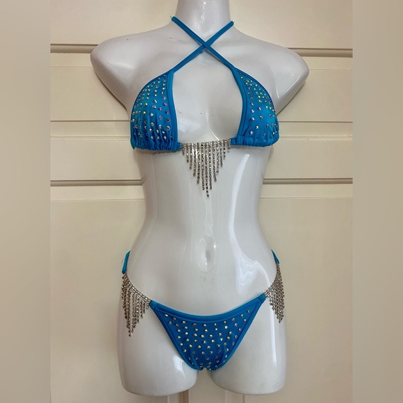 Exotic Dance Attire - Picture 11 of 13